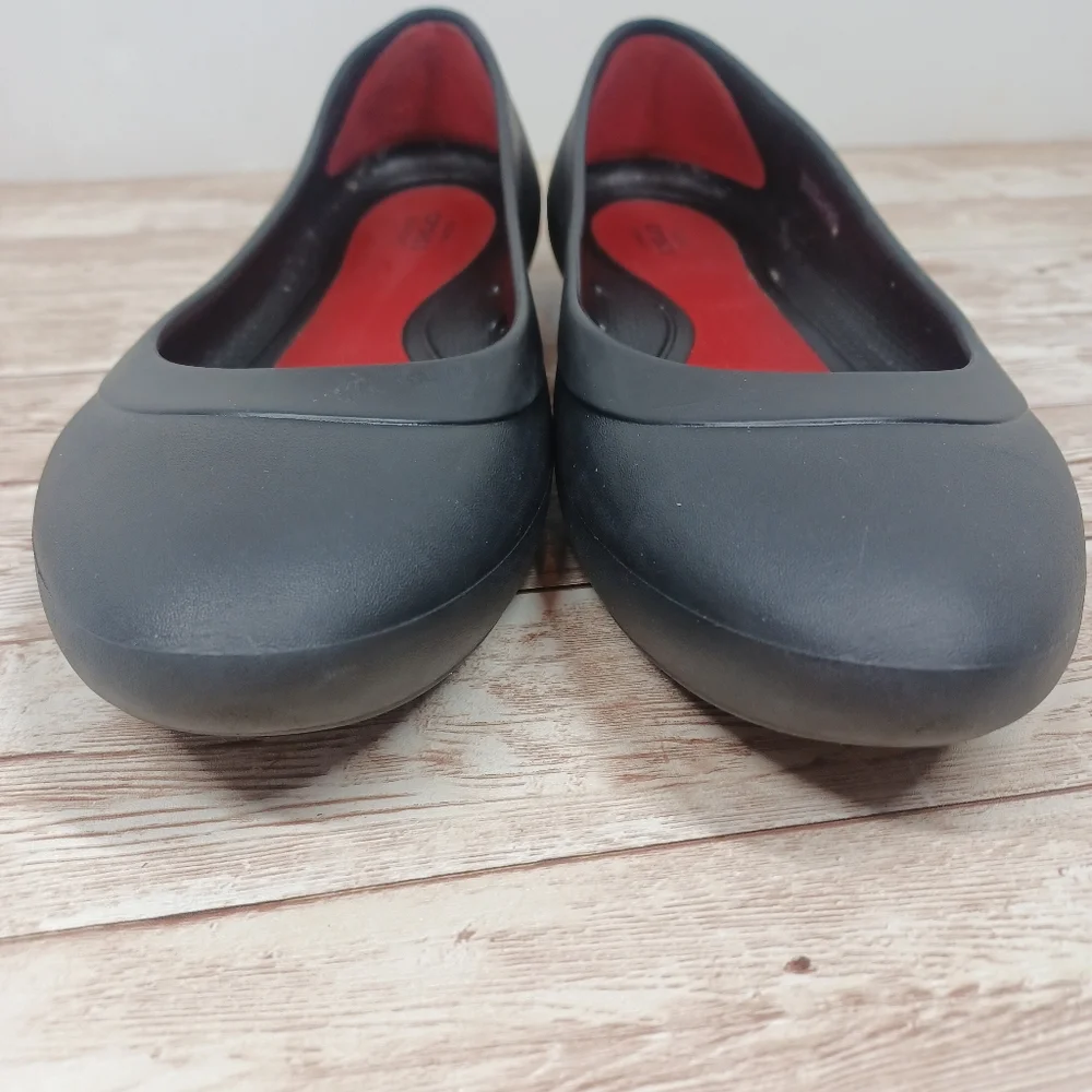 CROCS Solid Black Flat Ballet Loafer Slipper Dress Shoes Iconic Comfort Size 9